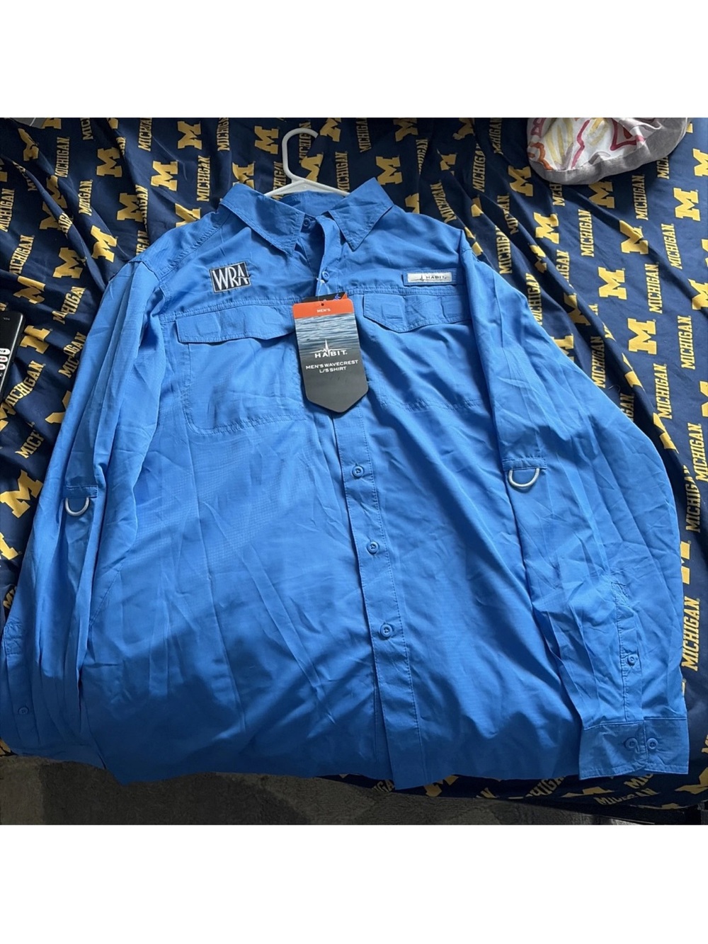 Habit shirt men’s large new
